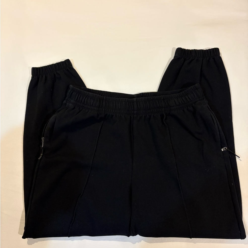 Old Navy Black Sweatpants